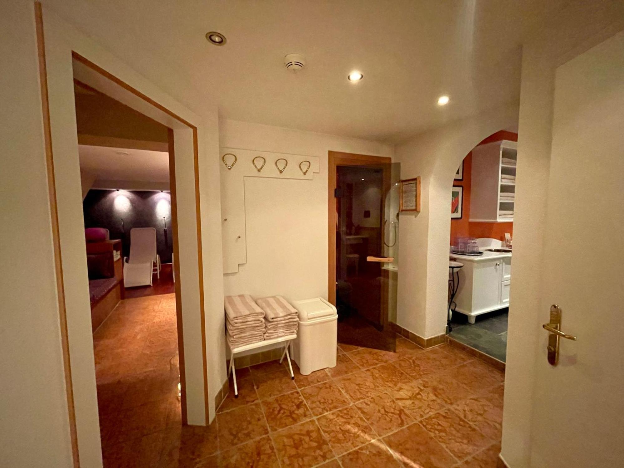 Hotel Garni Zerzer Серфаус Экстерьер фото