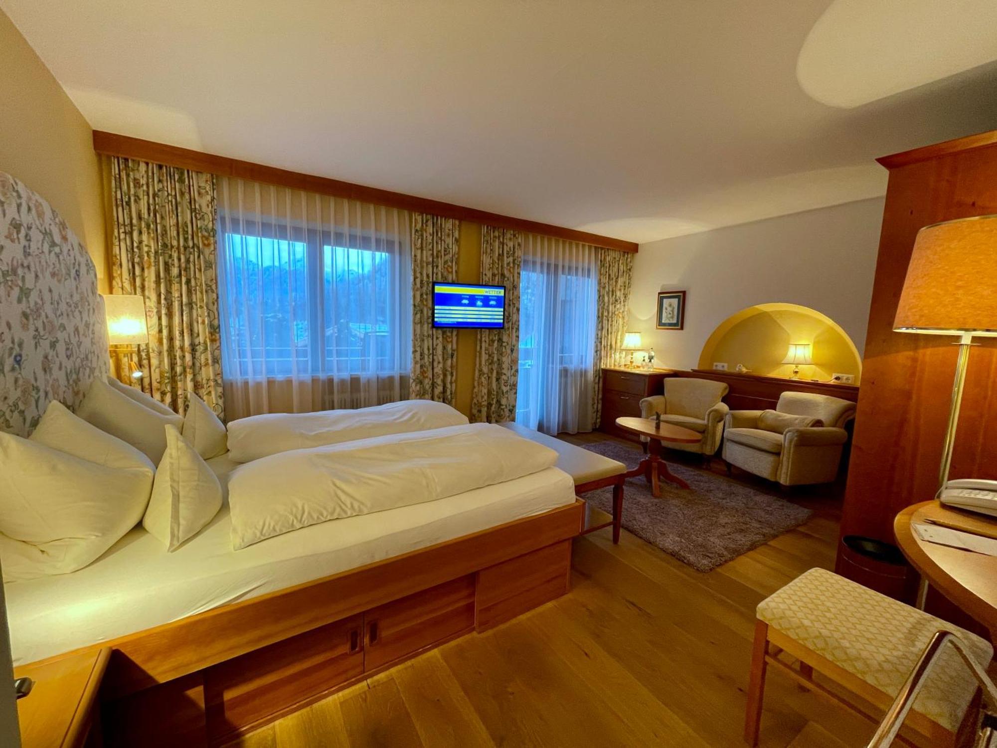 Hotel Garni Zerzer Серфаус Экстерьер фото
