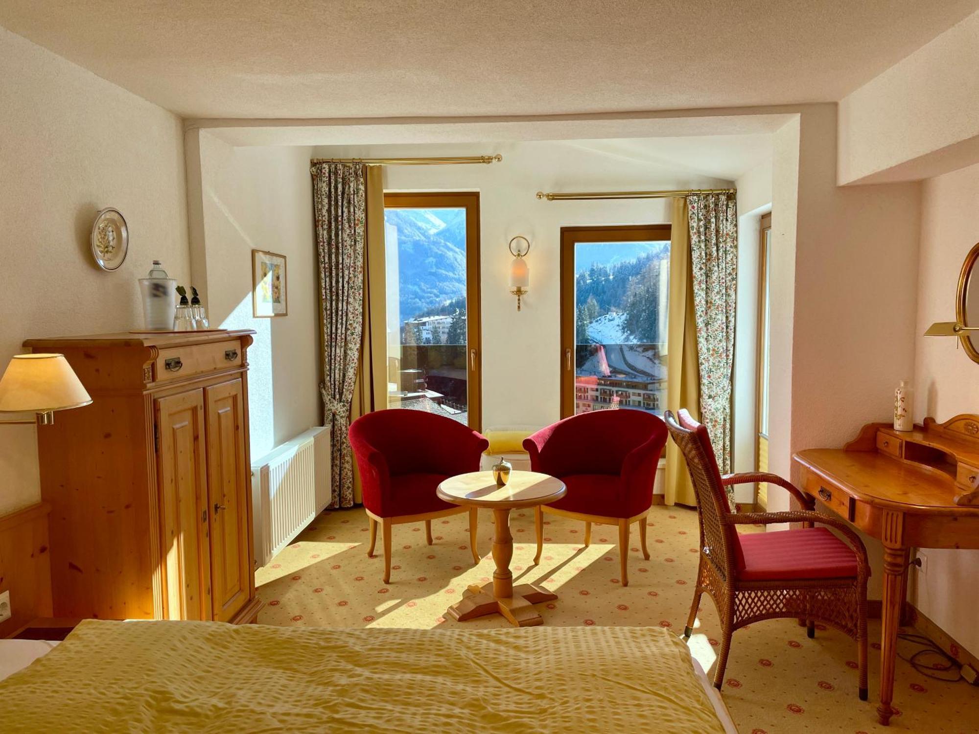 Hotel Garni Zerzer Серфаус Экстерьер фото